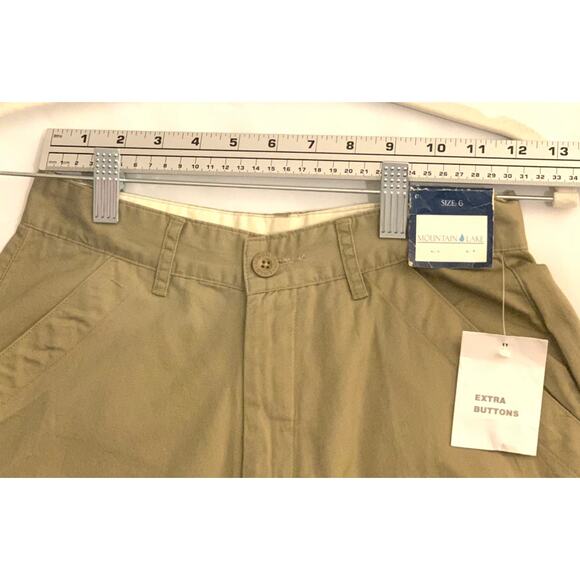 Mountain Lake Women’s Khaki Tan Shorts Lightweight Back Cargo Pockets NWT Size 6 - Picture 3 of 10
